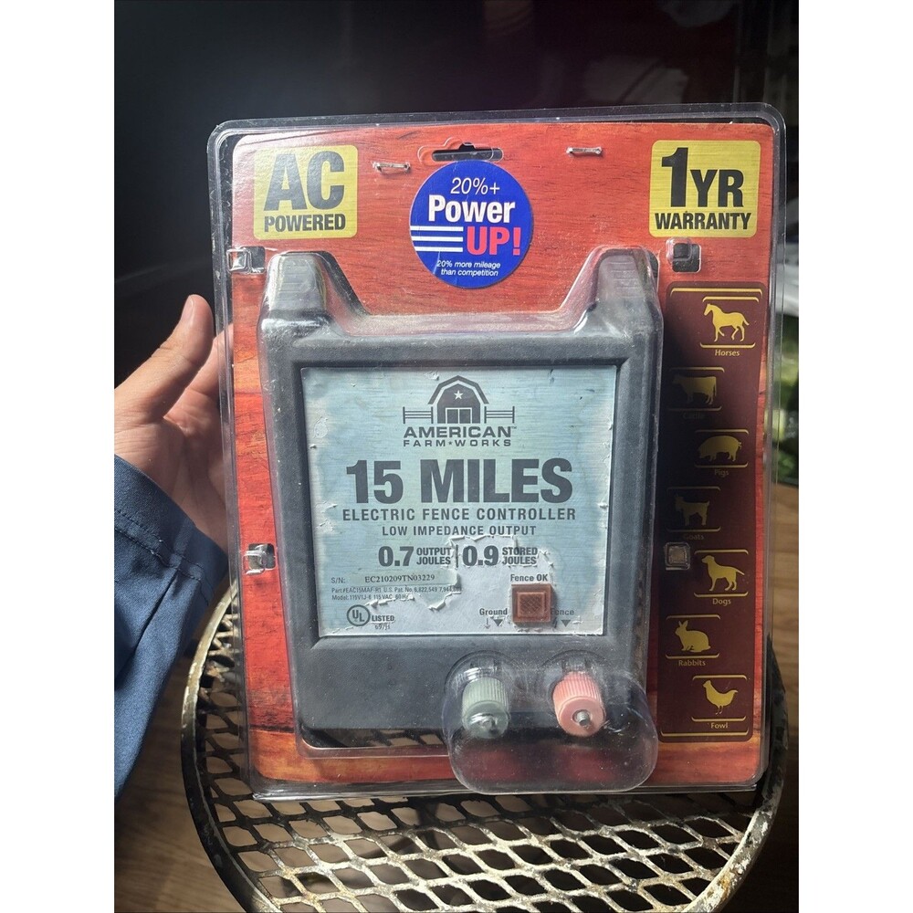 Am. Farm Works 15 Mile AC  Electric Fence Controller Low-Impedance Used